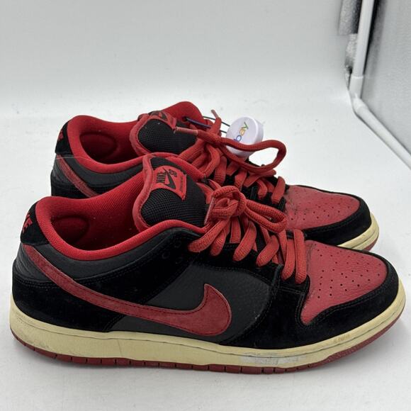 Size 9 Nike 304292-039 Jpack Low Pro Black And Red main image 8